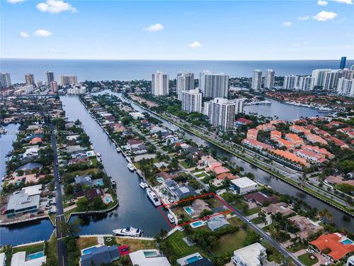 496 Holiday Dr, Hallandale Beach, FL, 33009-6520 | Card Image