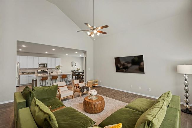 32703 Dew Crest St, House other with 5 bedrooms, 3 bathrooms and 2 parking in Fulshear TX | Image 8