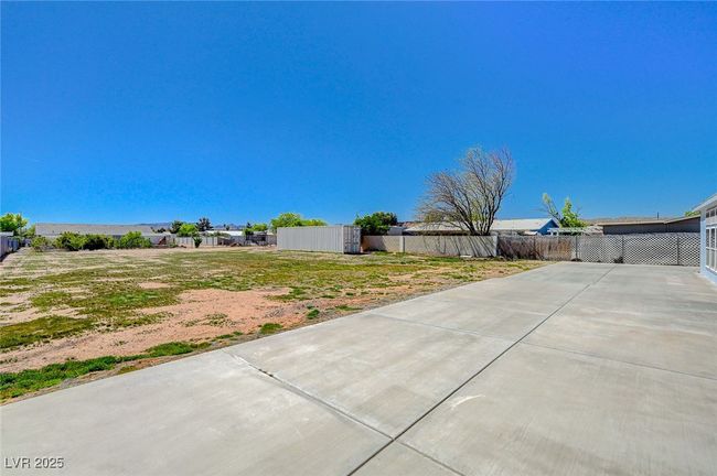 235 Tres Lobos St, House other with 3 bedrooms, 2 bathrooms and null parking in Overton NV | Image 45