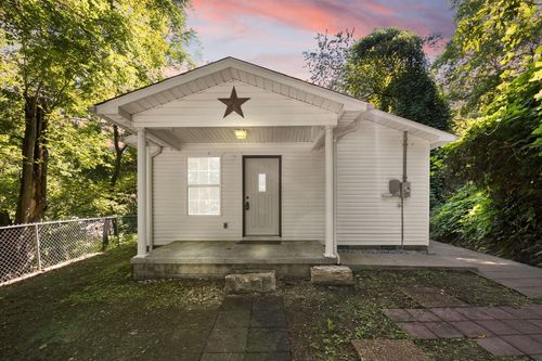 51 High St, Mckee, KY, 40447-6309 | Card Image