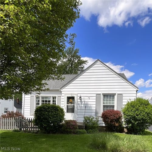 54 Melbourne Ave, Boardman, OH, 44512-3413 | Card Image