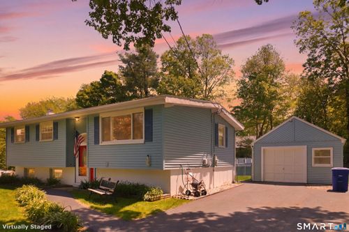 32 Highland Drive, Ledyard, CT, 06339 | Card Image