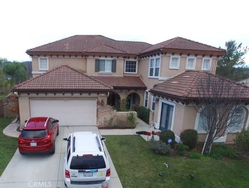 512 Roosevelt Ct, Simi Valley, CA, 93065-8369 | Card Image