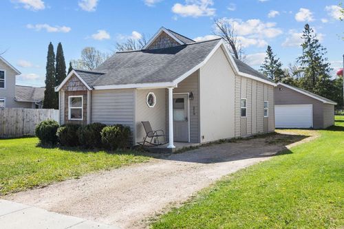 219 2nd Street, MANAWA, WI, 54949 | Card Image