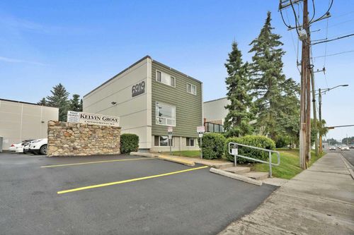 104-6919 Elbow Dr Sw, Calgary, AB, T2V0E6 | Card Image