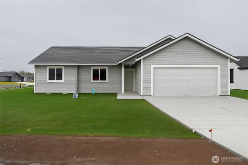 223 Poplar St Ne, Royal City, WA, 99357 | Card Image