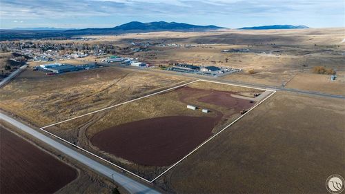 8368 Us Highway 87, Lewistown, MT, 59457 | Card Image