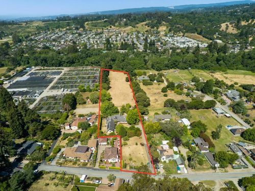 3833 Cherryvale Ave, Soquel, CA, 95073-9435 | Card Image