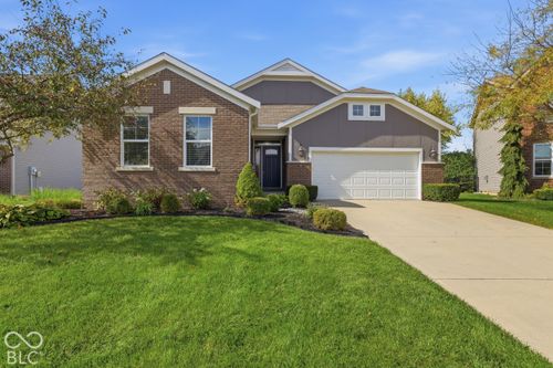 8390 N Doheny Dr, Mccordsville, IN, 46055-6251 | Card Image
