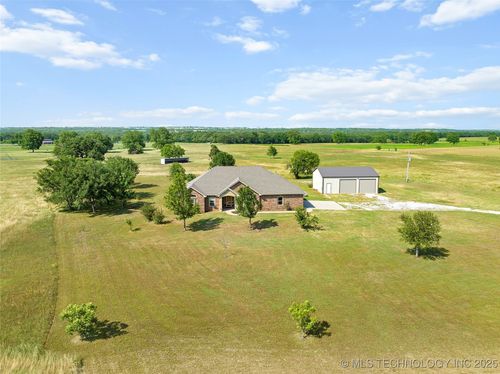 4180 Countyline Rd, Ardmore, OK, 73401-6748 | Card Image