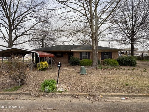 704 N Oak Ave, Ruleville, MS, 38771-3213 | Card Image