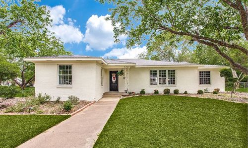 5824 Briarcliff Rd, Haltom City, TX, 76117-3316 | Card Image