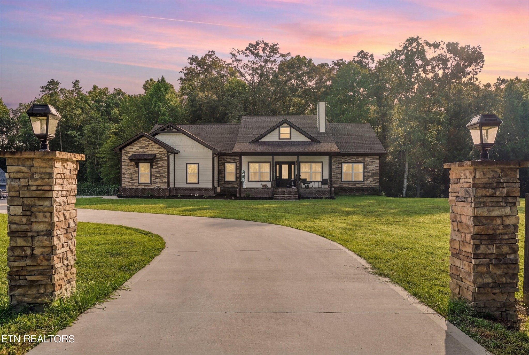 Residential in Dandridge