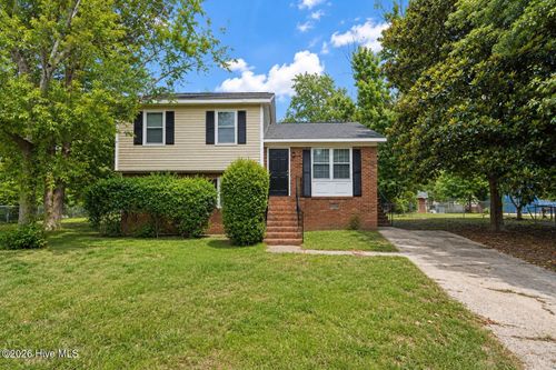 2803 Shade Tree Dr, Fayetteville, NC, 28306-3240 | Card Image
