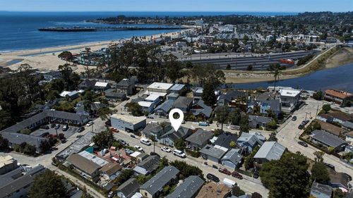 114 Park Avenue, Santa Cruz, CA, 95062 | Card Image