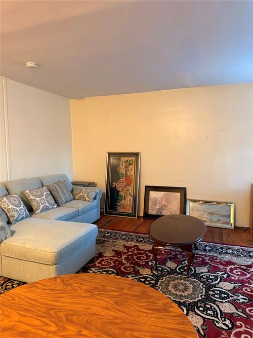 b-214 Hillside Ave, Queens Village, NY, 11427-1807 | Card Image