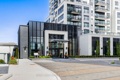 601 - 10 Eva Rd, Condo with 3 bedrooms, 2 bathrooms and 1 parking in Etobicoke ON | Image 3