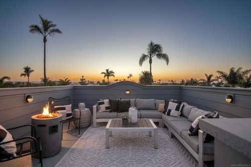 539 Orange Ave, Coronado, CA, 92118-1826 | Card Image