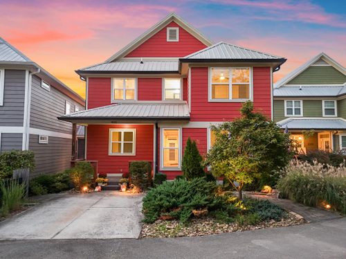 825 Stellar Vw, Chattanooga, TN, 37405-1561 | Card Image