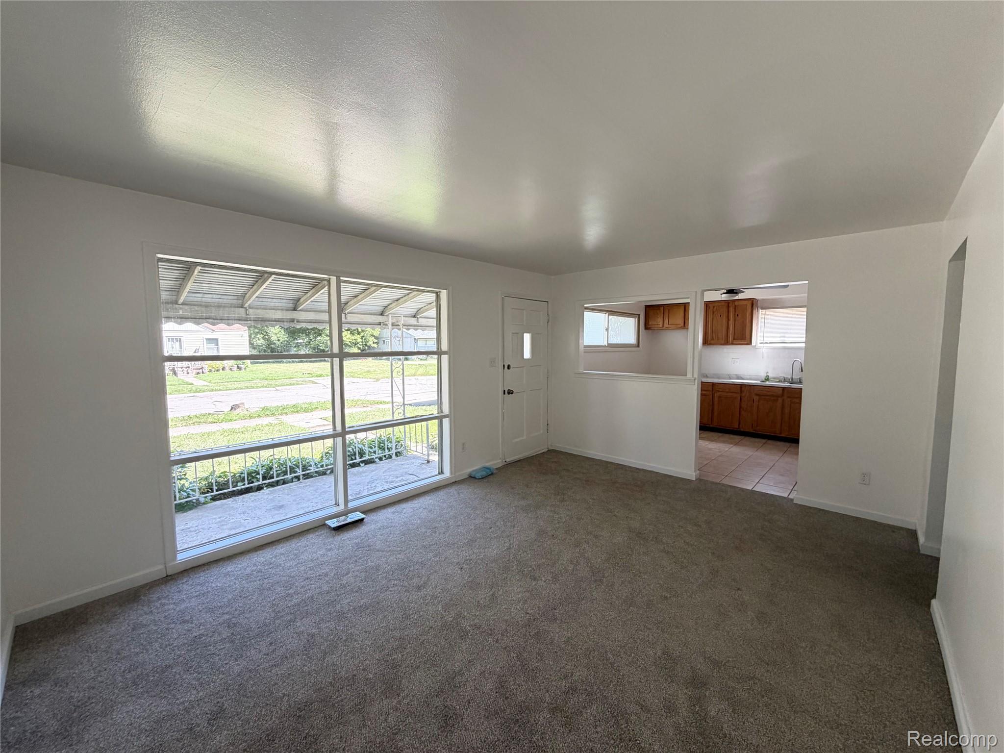 Residential Lease in Inkster 2