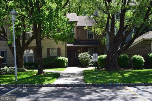 6062 Cedar Ct, MONMOUTH JUNCTION, NJ, 08852-2135 | Card Image
