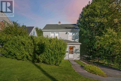 35 Pioneer Ave, House other with 3 bedrooms, 1 bathrooms and null parking in Halifax NS | Image 1