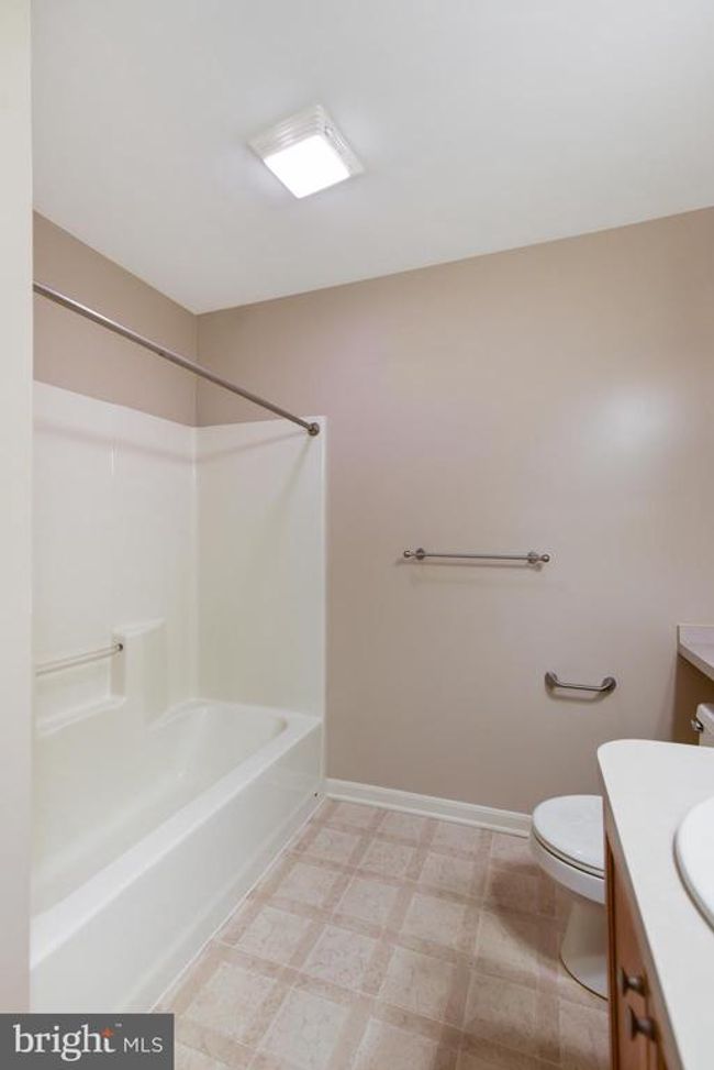 771 Creekside Dr, Townhouse with 3 bedrooms, 3 bathrooms and null parking in HUMMELSTOWN PA | Image 19