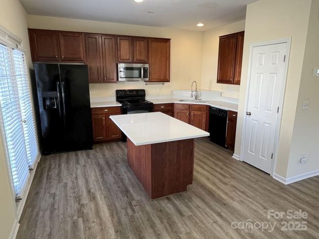 12120 Stratfield Place Cir, Townhouse with 3 bedrooms, 3 bathrooms and null parking in Pineville NC | Image 10