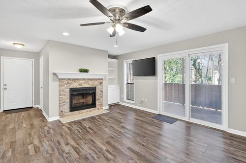 903 Woodcliff Dr, Sandy Springs, GA, 30350-3164 | Card Image