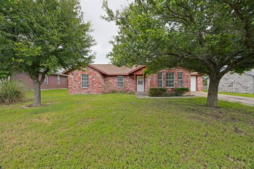 1009 Enlow Cir, Commerce, TX, 75428-3647 | Card Image