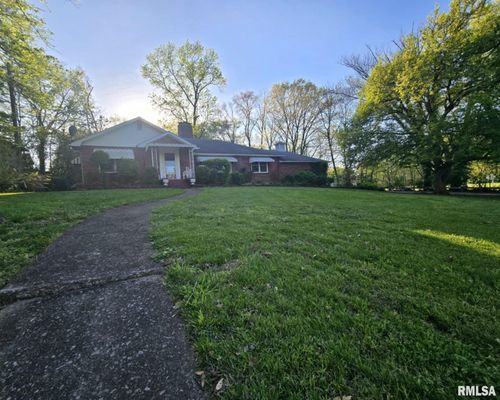 511 N Johnson Ave, Mount Vernon, IL, 62864-3411 | Card Image