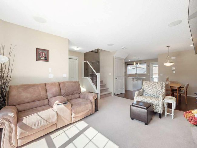 169 Evansridge Circle Nw, Home with 3 bedrooms, 2 bathrooms and 2 parking in Calgary AB | Image 4