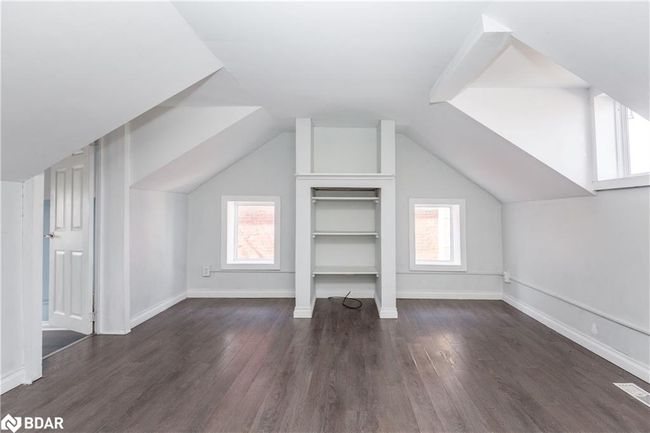 23 Elgin St, Home with 4 bedrooms, 3 bathrooms and 3 parking in Orillia ON | Image 10