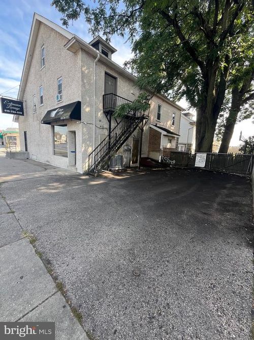 6550 Market St, UPPER DARBY, PA, 19082-3317 | Card Image
