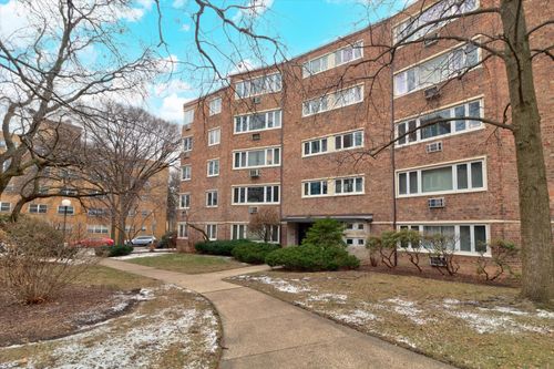 2c-1960 W Hood Avenue, CHICAGO, IL, 60660 | Card Image