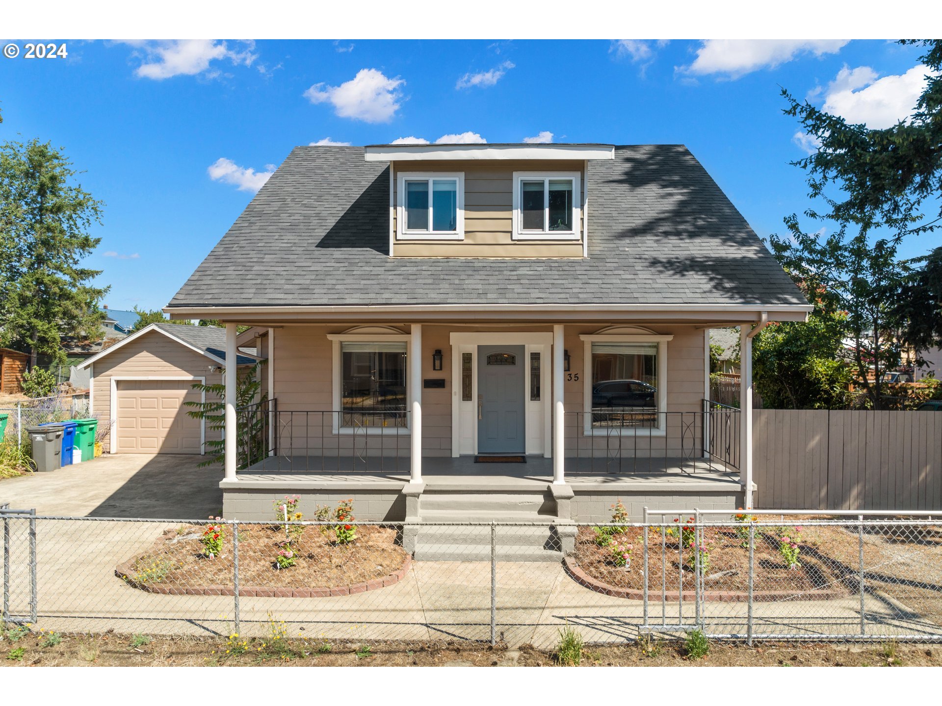 Ogden St, Portland, OR 97206