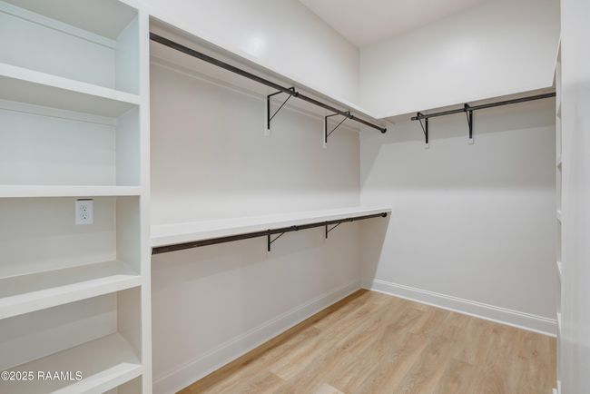 109 Shadows Bend-24 | Image 24