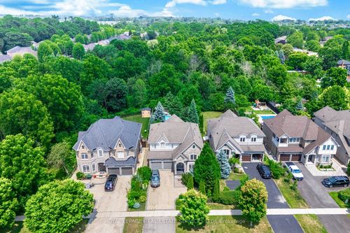 215 Burloak Dr, Oakville, ON, L6L6T6 | Card Image