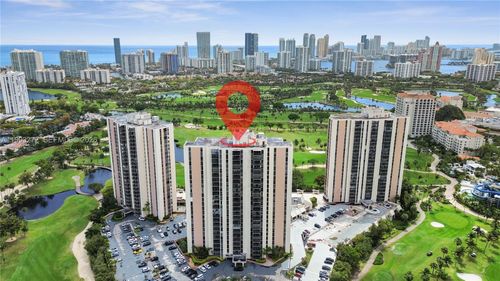 526-20301 W Country Club Dr, Aventura, FL, 33180-1624 | Card Image