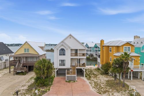 116 Sand Dune Dr, Gulf Shores, AL, 36542-6140 | Card Image