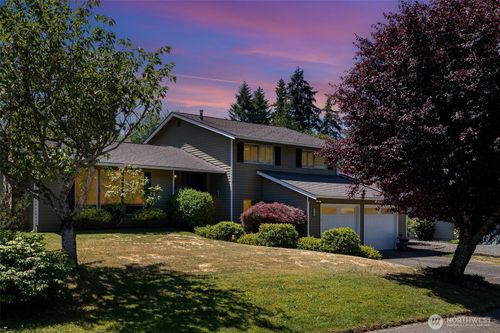 13605 Se 233rd Street, Kent, WA, 98042 | Card Image