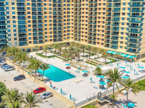 809-2501 S Ocean Dr, Hollywood, FL, 33019-2611 | Card Image