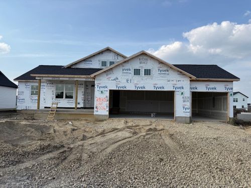 2825 Autumn Woods Dr, Cedar Falls, IA, 50613-2397 | Card Image