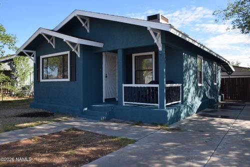 510 W Aspinwall St, Winslow, AZ, 86047-3332 | Card Image