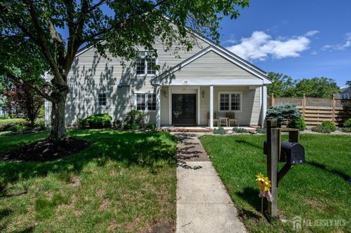 3-F Chadwick Ln, Monroe, NJ, 08831-6673 | Card Image