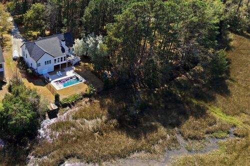 106 Berkshire Dr, Wando, SC, 29492-7806 | Card Image