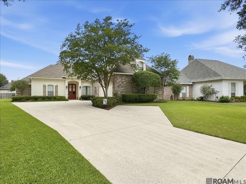 18671 Old Cypress Cir, Prairieville, LA, 70769-3267 | Card Image
