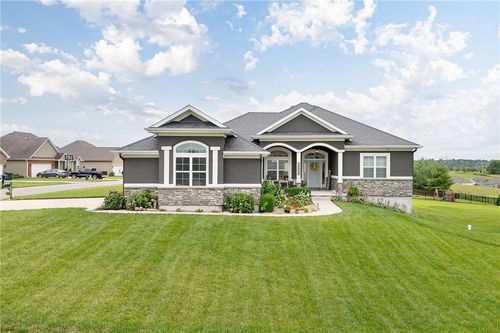 14078 Indian Ridge Rd, Saint Joseph, MO, 64505-4500 | Card Image