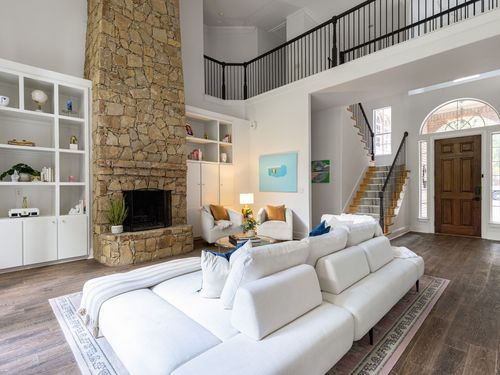 5832 Forest Bend Pl, Fort Worth, TX, 76112-1065 | Card Image