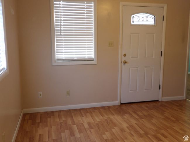 126 6 Th W, House other with 2 bedrooms, 1 bathrooms and 2 parking in East Carbon UT | Image 8